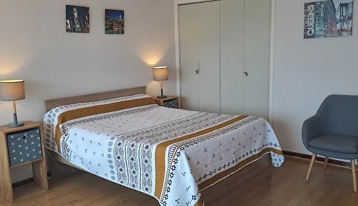 Appartement T1 central pour cures courts séjours